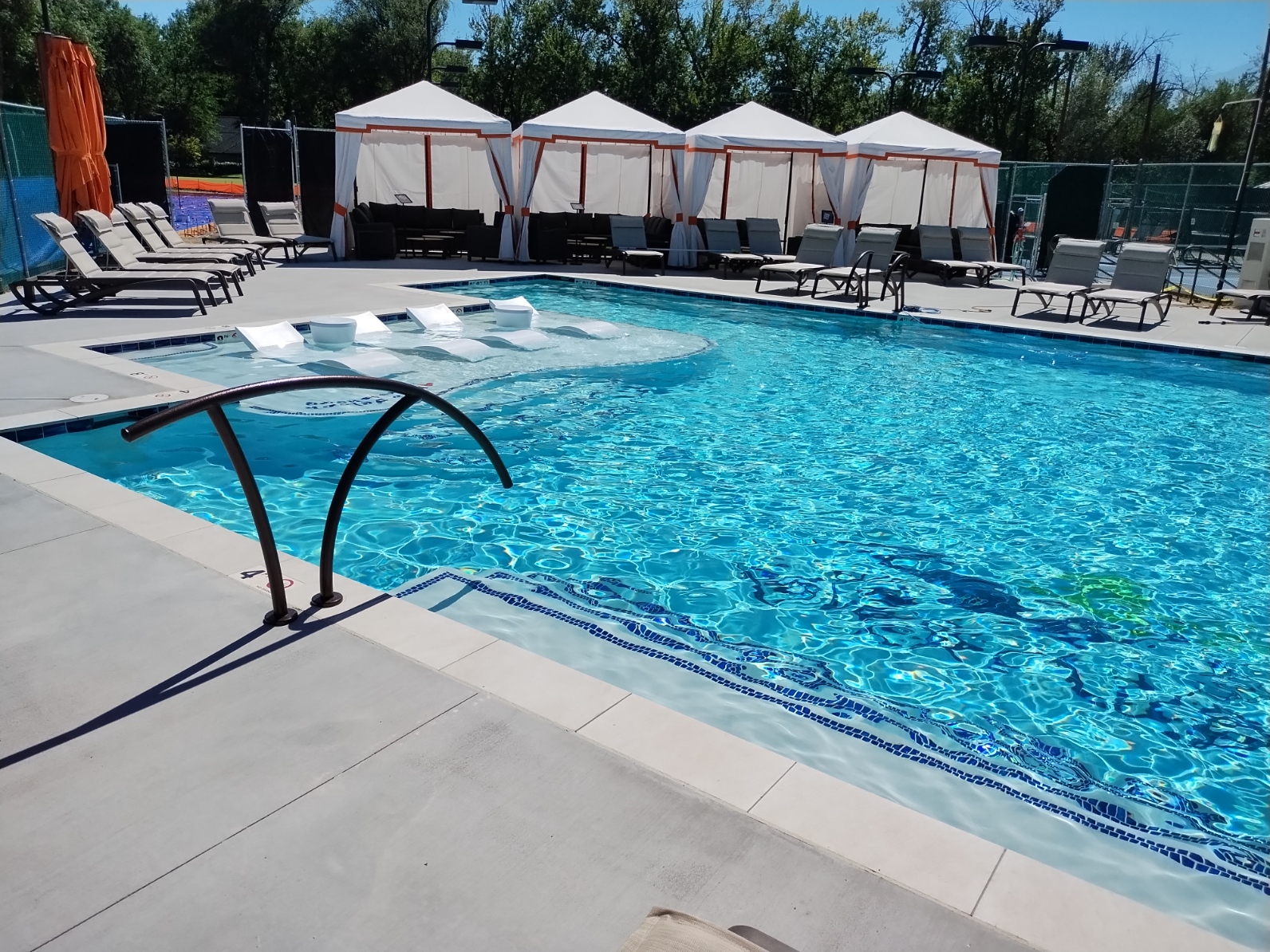 Universal Pools service and craftsmanship in Treasure Valley Idaho
